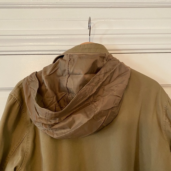 Levi’s Utility Jacket w Hidden Hood - Picture 4 of 5